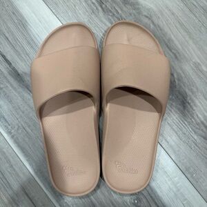 Archies Women's Tan Sandals